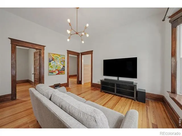 330 Collyer Street Longmont, CO 80501