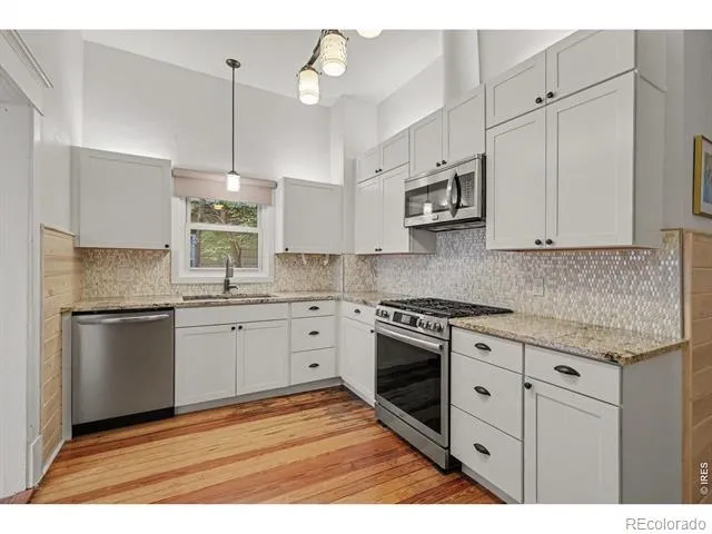 330 Collyer Street Longmont, CO 80501