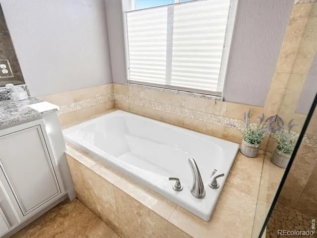 5035 Peregrine Road Dacono, CO 80514