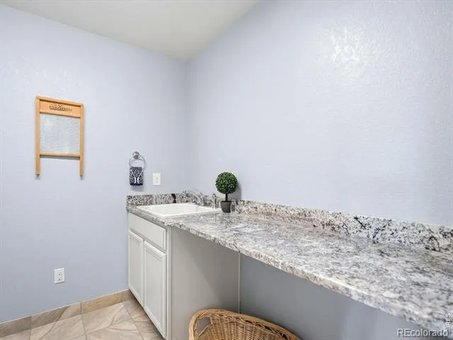 5035 Peregrine Road Dacono, CO 80514