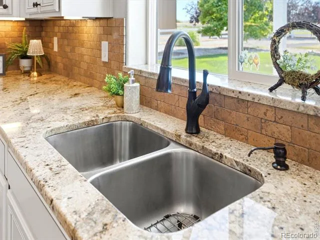 5035 Peregrine Road Dacono, CO 80514