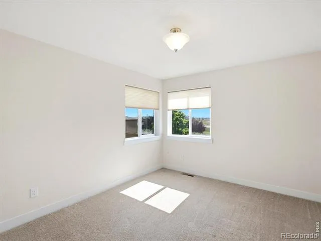 5035 Peregrine Road Dacono, CO 80514