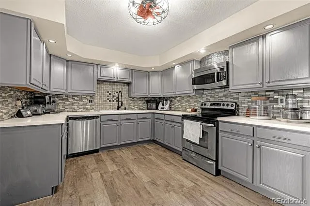3854 Deepgreen Lane Colorado Springs, CO 80917