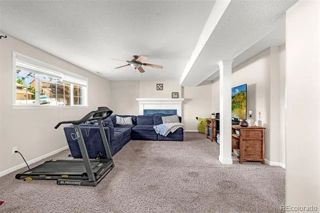 3854 Deepgreen Lane Colorado Springs, CO 80917