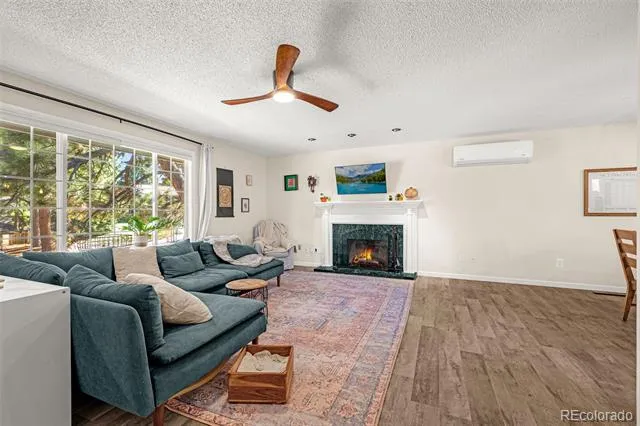 3854 Deepgreen Lane Colorado Springs, CO 80917