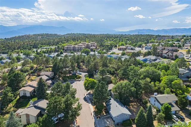 3854 Deepgreen Lane Colorado Springs, CO 80917