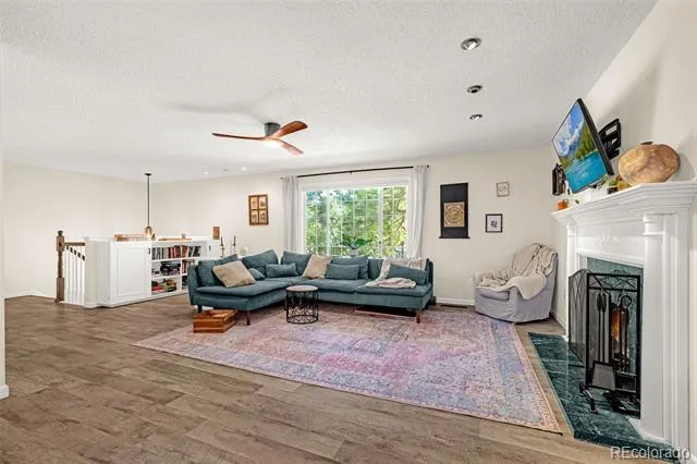 3854 Deepgreen Lane Colorado Springs, CO 80917