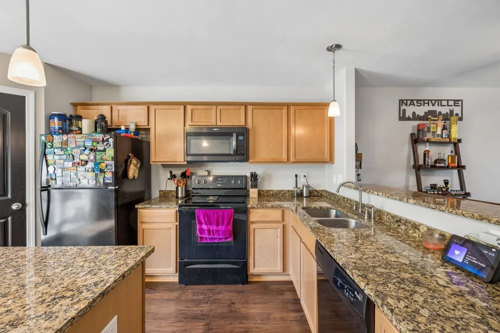 112 Cobblestone Place Dr Goodlettsville, TN 37072