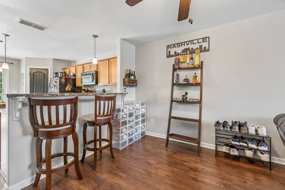 112 Cobblestone Place Dr Goodlettsville, TN 37072