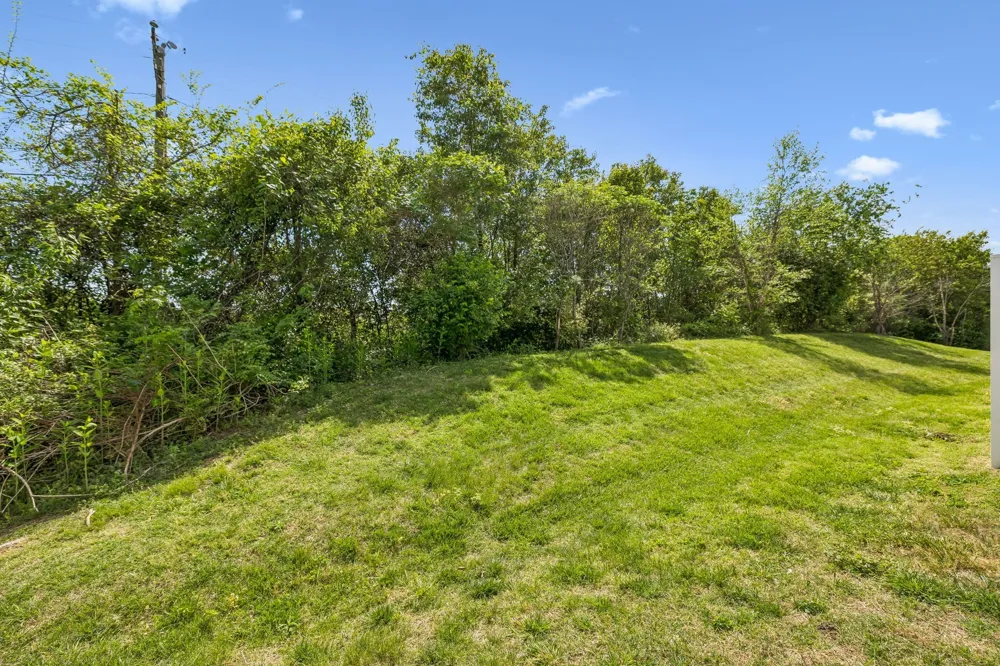 112 Cobblestone Place Dr Goodlettsville, TN 37072