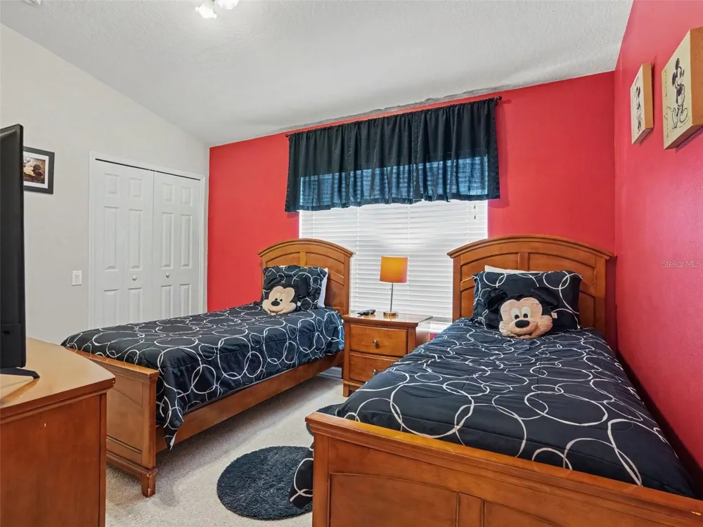 2326 SILVER PALM DR Kissimmee, FL 34747