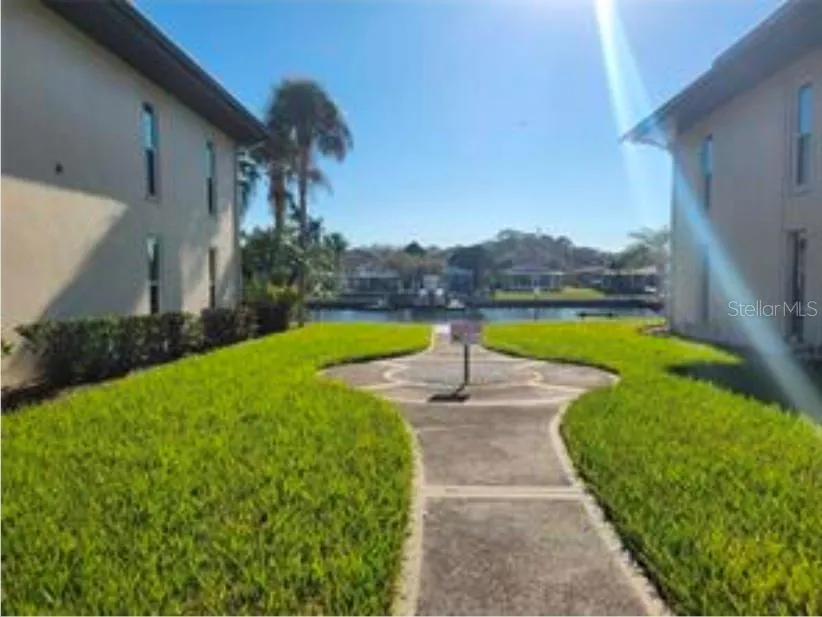5111 AMULET DRIVE #102 New Port Richey, FL 34652