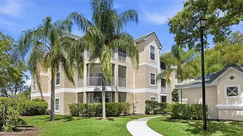 5110 NORTHRIDGE ROAD #208