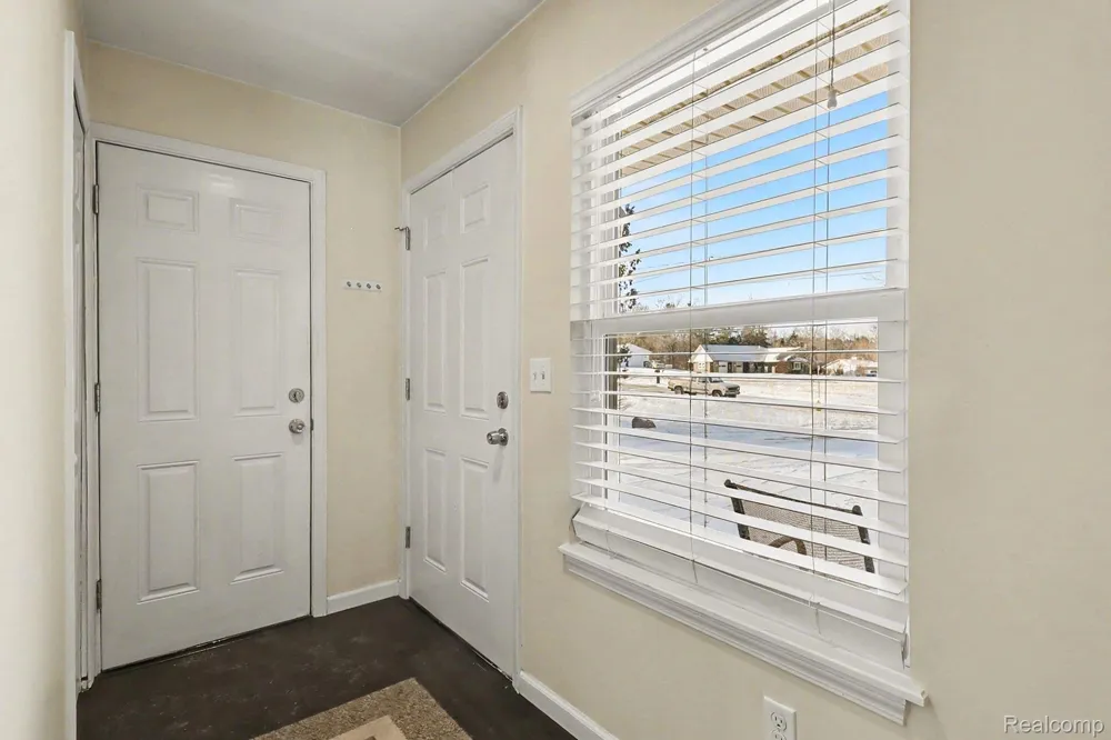 5060 Tahquamenon Trail Flushing Charter Township, MI 48433