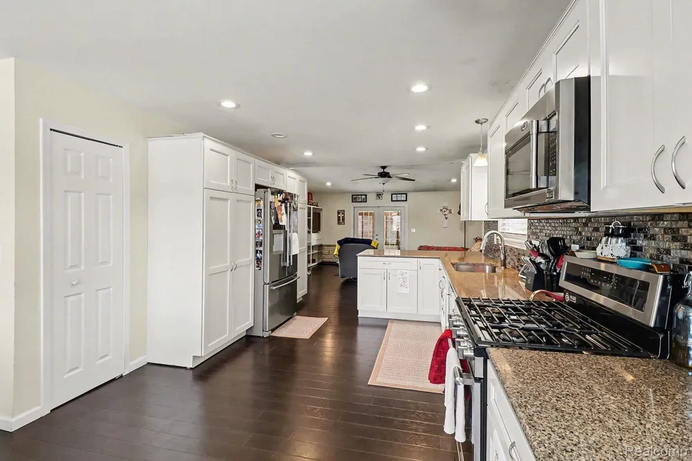5060 Tahquamenon Trail Flushing Charter Township, MI 48433