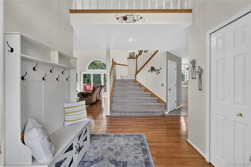 8805 Pebble Creek Drive Hamburg Township, MI 48169