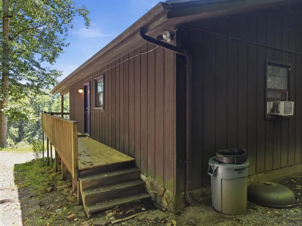 Wake Robin Drive Cullowhee, NC 28723