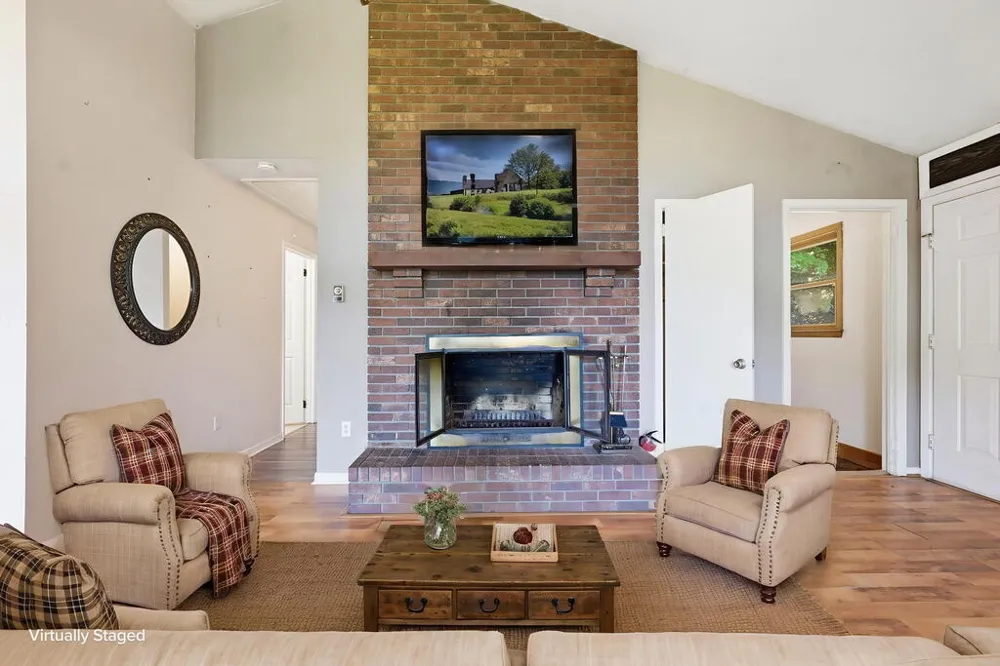 Wake Robin Drive Cullowhee, NC 28723