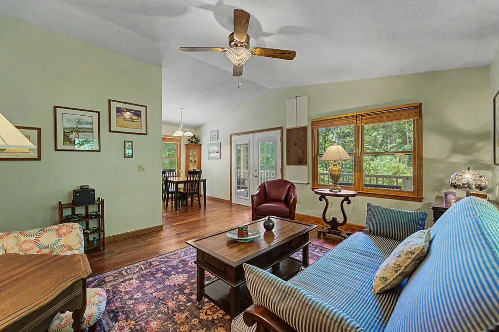 HOLLY TERRACE RD Franklin, NC 28734