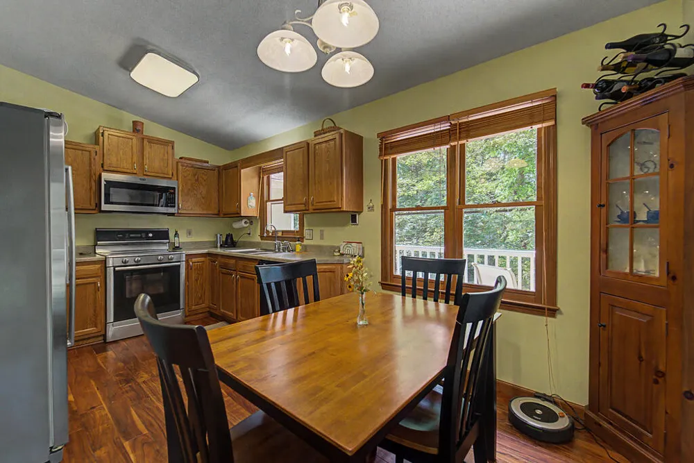 HOLLY TERRACE RD Franklin, NC 28734