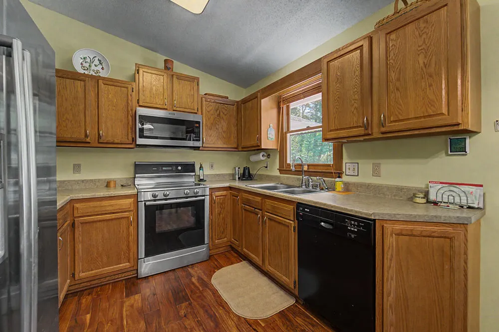 HOLLY TERRACE RD Franklin, NC 28734