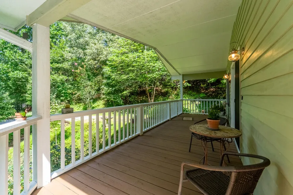 HOLLY TERRACE RD Franklin, NC 28734