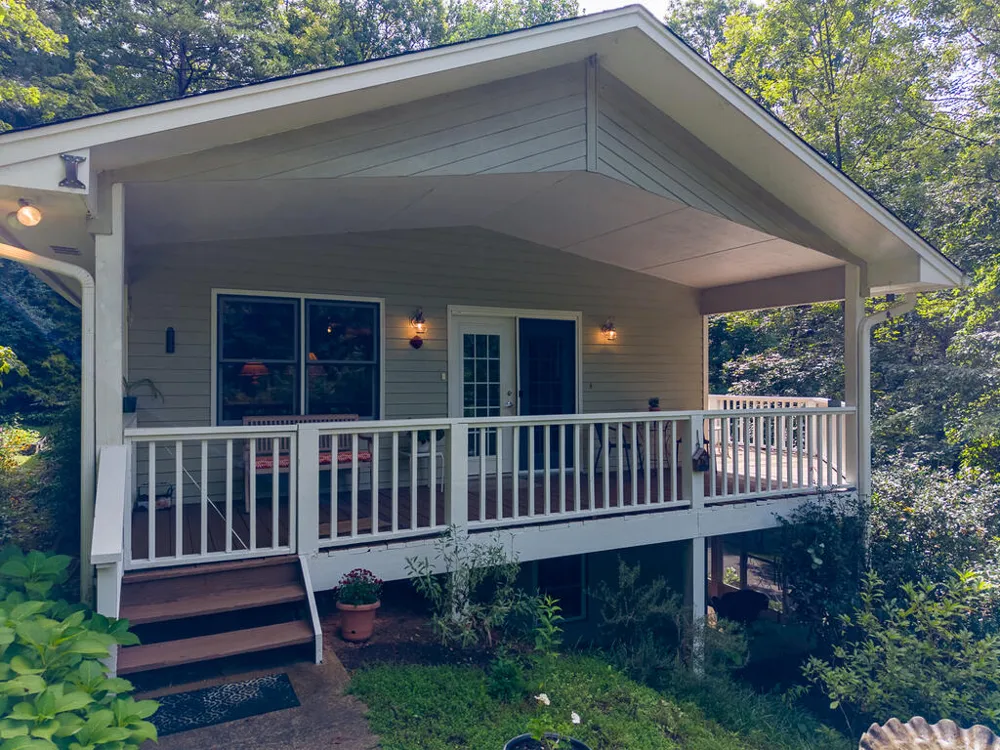 HOLLY TERRACE RD Franklin, NC 28734