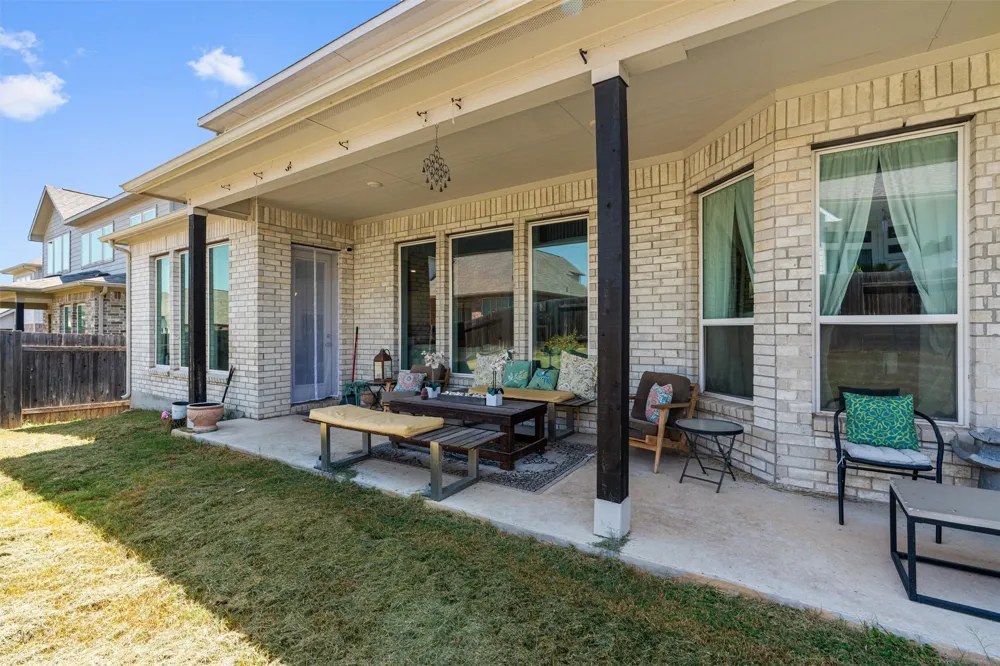 219 Baretta Loop Buda, TX 78610