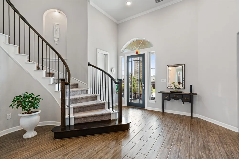 219 Baretta Loop Buda, TX 78610