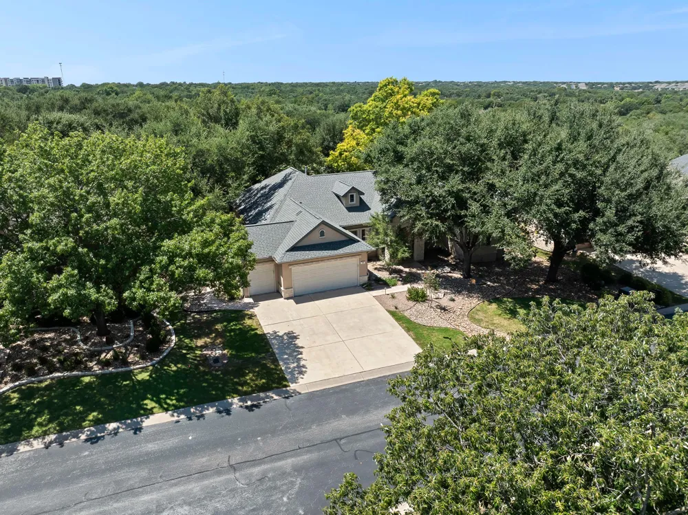 105 Golf View Drive Georgetown, TX 78633