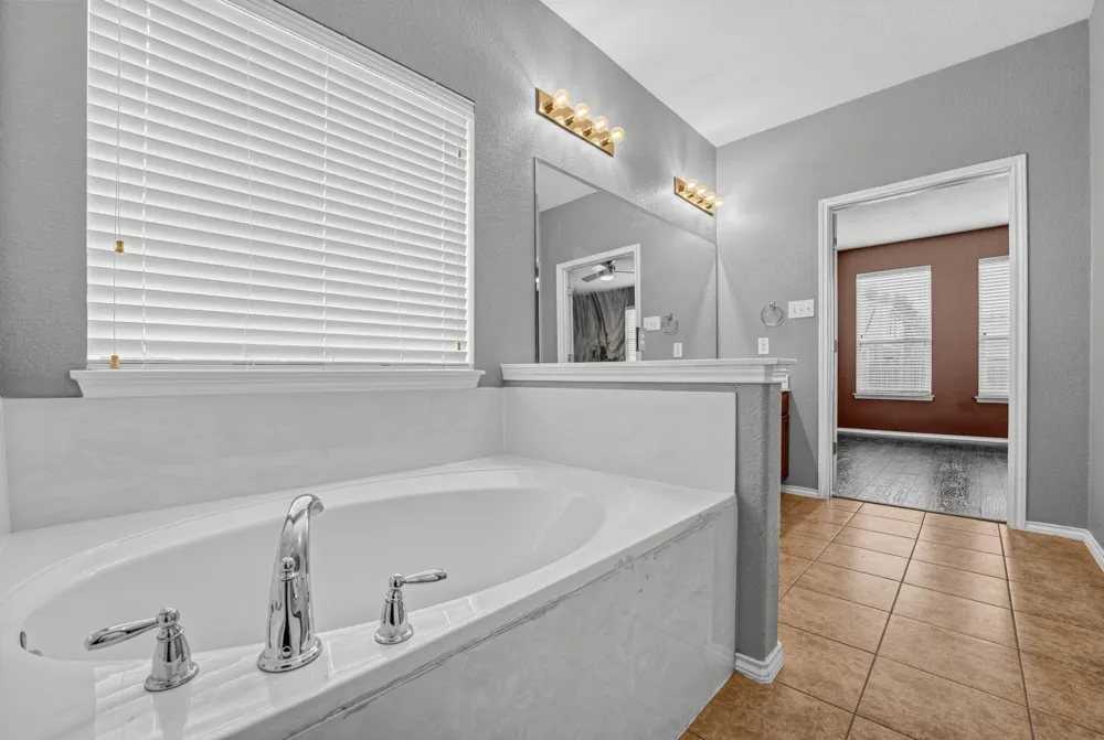 4429 Rolling Water Drive Pflugerville, TX 78660