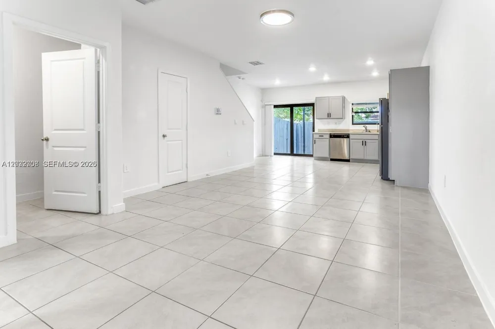 109 NE 3rd Ct Florida City, FL 33034