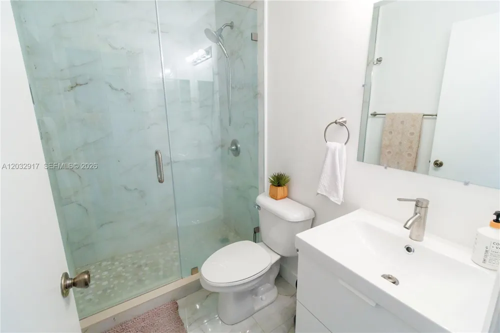 251 NW 151st Ave Pembroke Pines, FL 33028