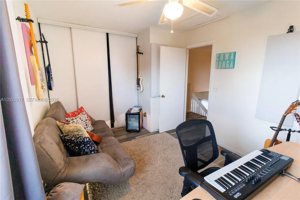 251 NW 151st Ave Pembroke Pines, FL 33028