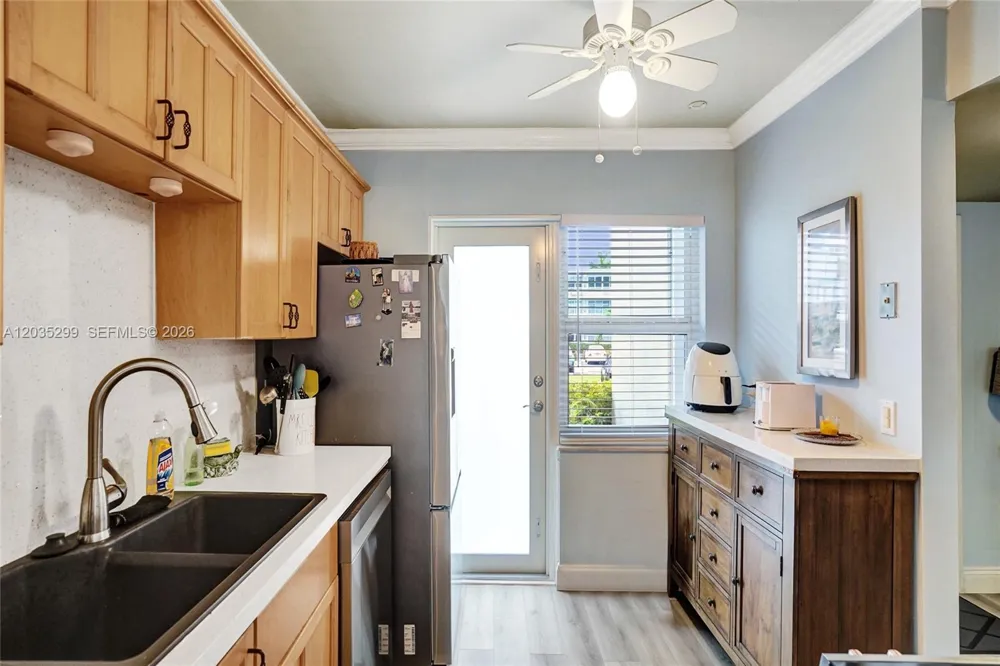 3181 S Ocean Dr #107 Hallandale Beach, FL 33009