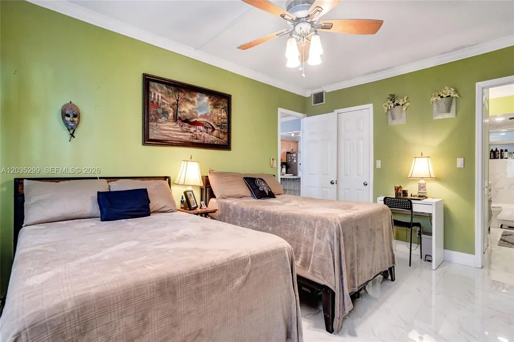 3181 S Ocean Dr #107 Hallandale Beach, FL 33009