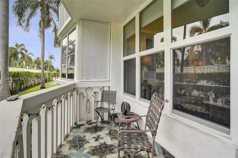 3181 S Ocean Dr #107 Hallandale Beach, FL 33009