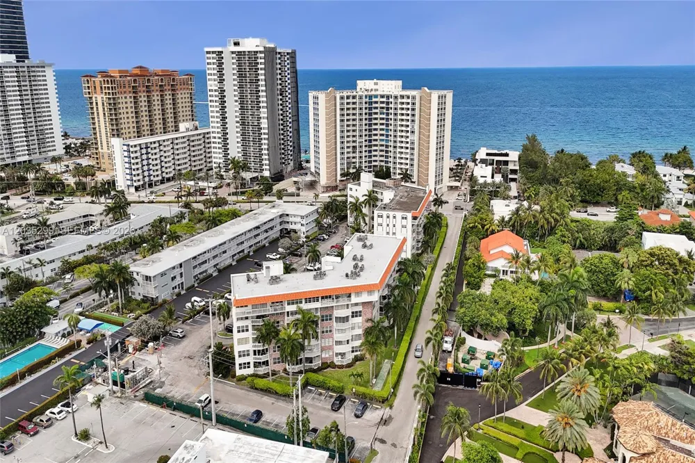 3181 S Ocean Dr #107 Hallandale Beach, FL 33009