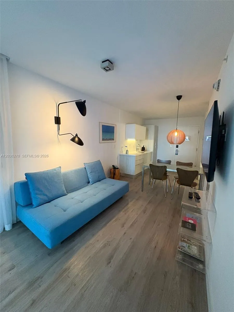6080 Collins Ave #506 Miami Beach, FL 33140