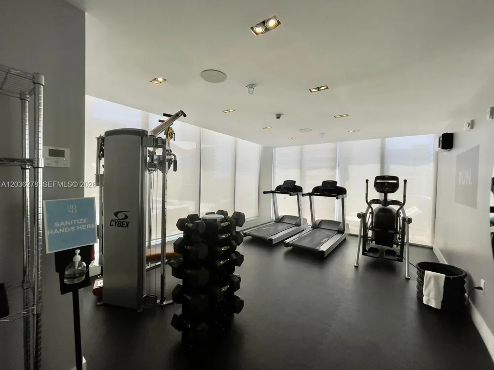 6080 Collins Ave #506 Miami Beach, FL 33140