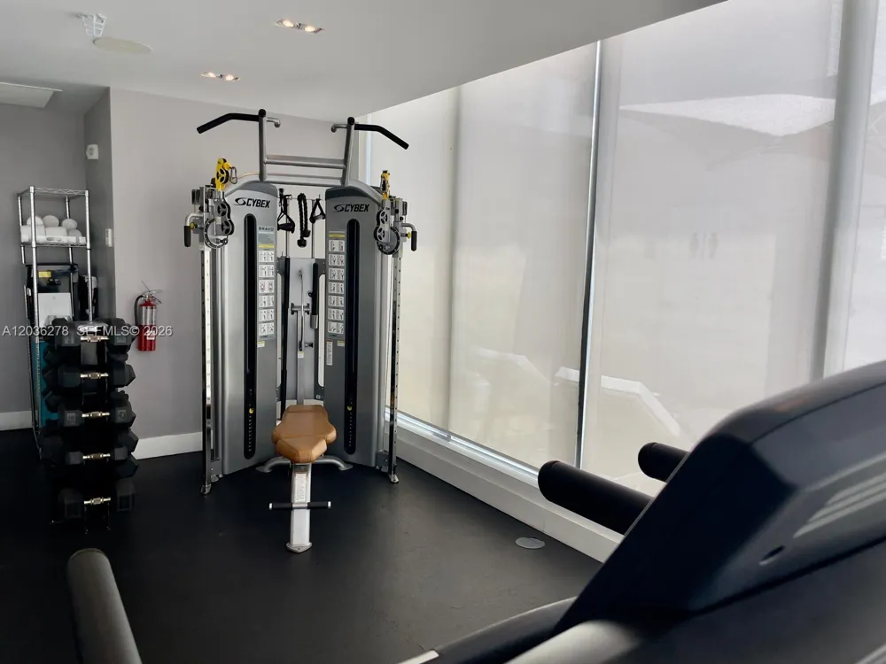 6080 Collins Ave #506 Miami Beach, FL 33140