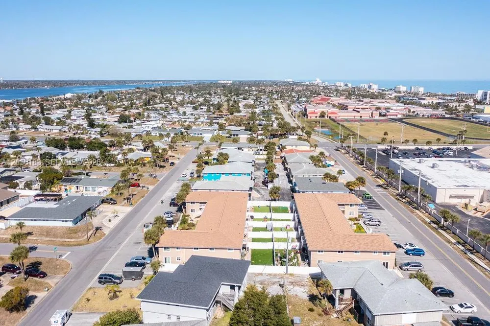 2550 Tulane Ave #101 Daytona, FL 32118