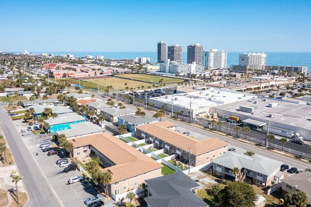 2550 Tulane Ave #101 Daytona, FL 32118
