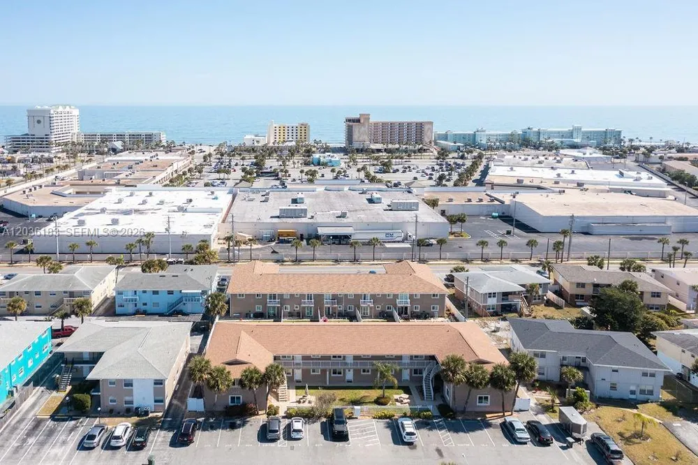 2550 Tulane Ave #101 Daytona, FL 32118