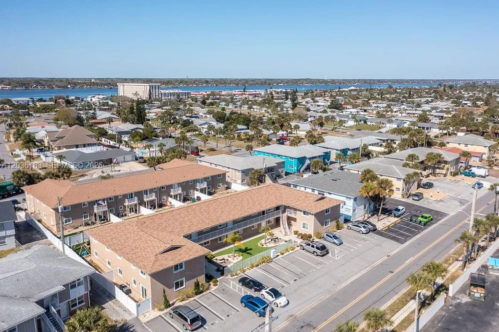2550 Tulane Ave #101 Daytona, FL 32118