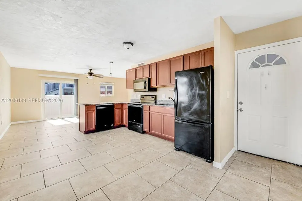 2550 Tulane Ave #101 Daytona, FL 32118