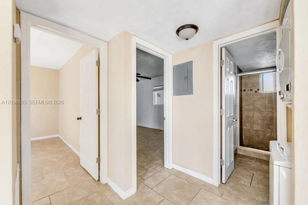 2550 Tulane Ave #101 Daytona, FL 32118