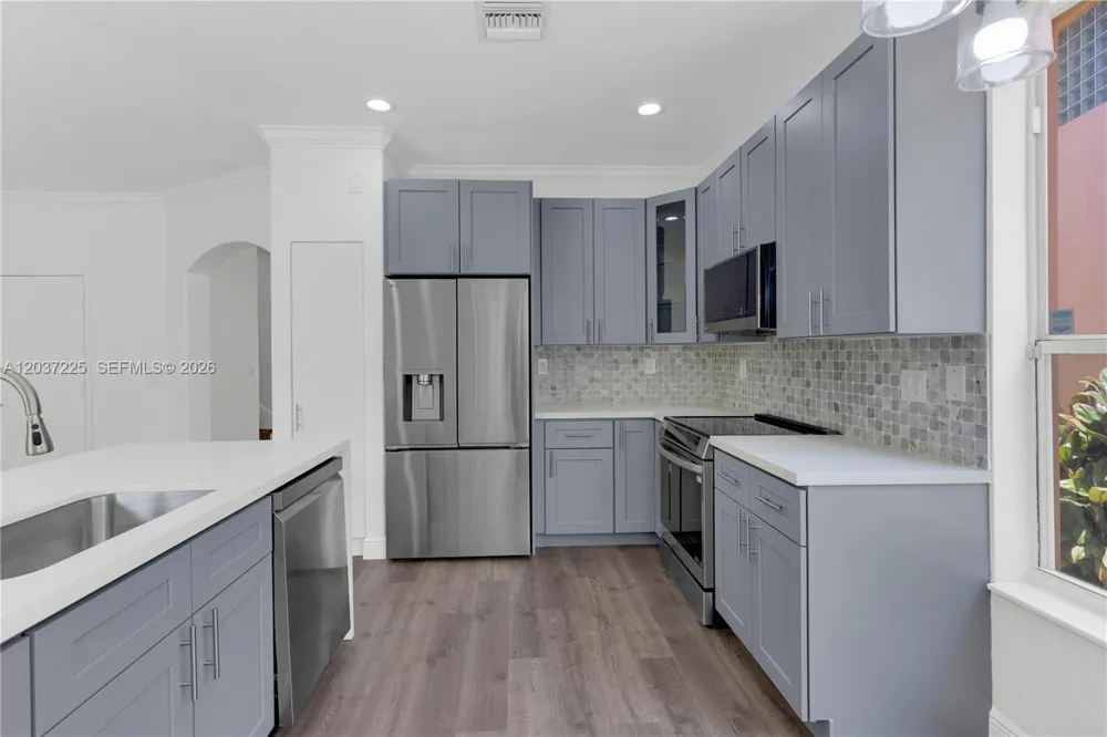 4331 Lake Tahoe Cir West Palm Beach, FL 33409