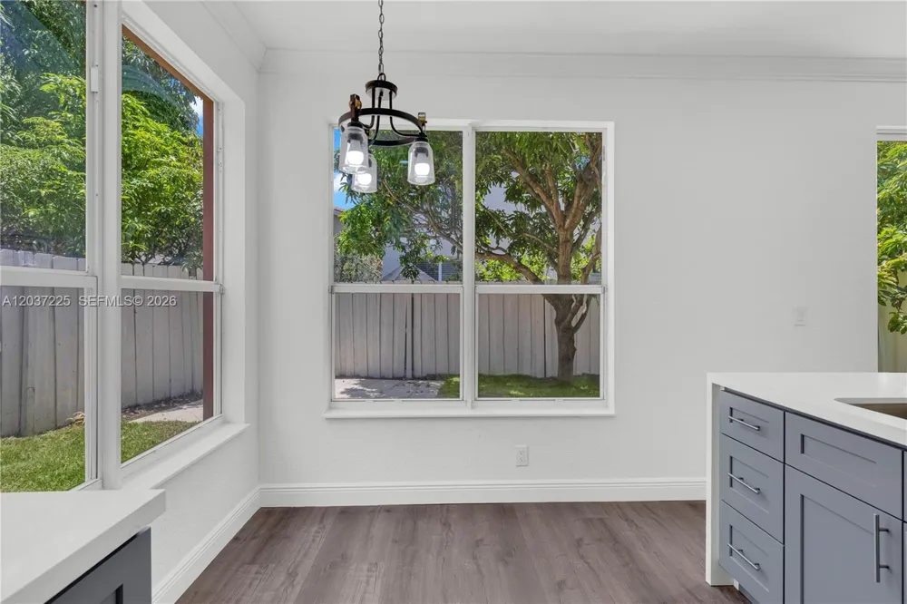 4331 Lake Tahoe Cir West Palm Beach, FL 33409