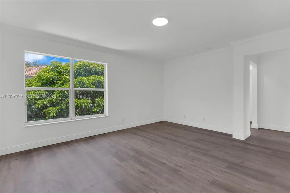 4331 Lake Tahoe Cir West Palm Beach, FL 33409